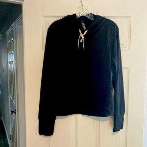 Vuori heather black Halo Essential Hoodie